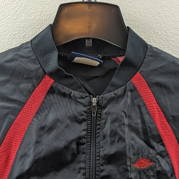 Vintage 1985 Nike Air Jordan Wings Track Jacket MediumRARENIKE